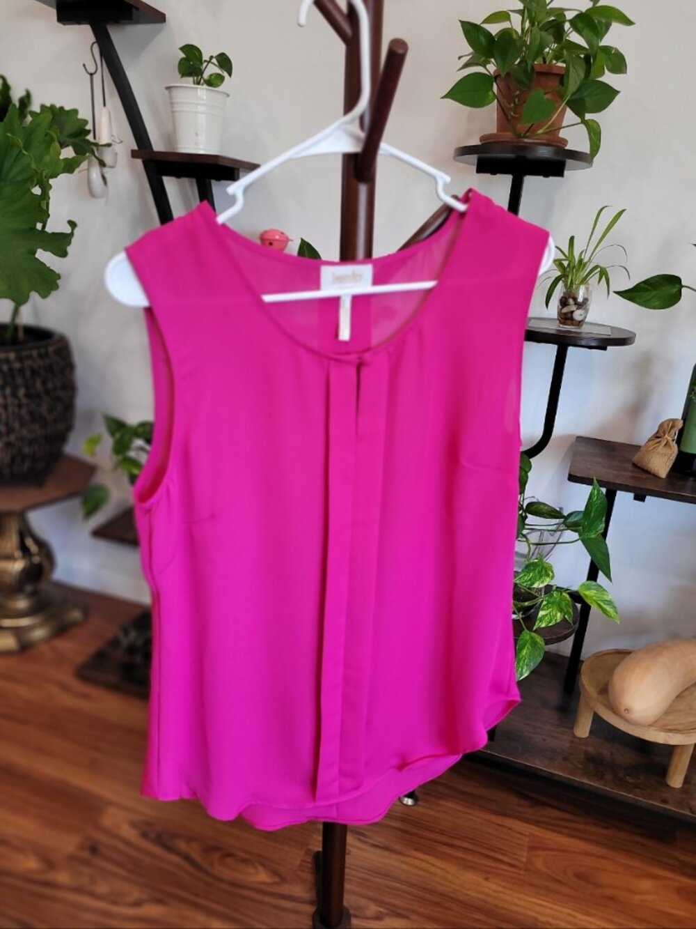 Laundry by Shelli Segal Hot Pink Magenta Pleated Chiffon Sleeveless Top Tank, M